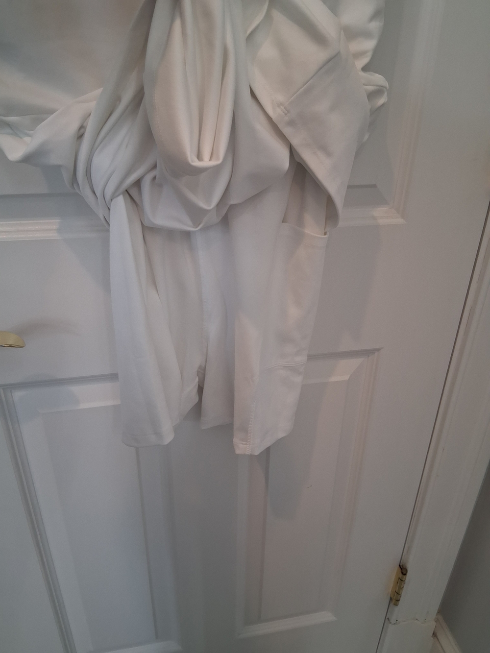 GAP White Sleeveless V-Neck Active Dress - Picture 4 of 11
